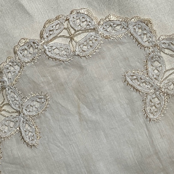Prettiest Linen Ribbonwork & Gold Linen Doily - Picture 5 of 5